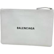 Pre-owned Leather clutches Balenciaga Vintage , White , Heren