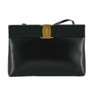 Pre-owned Leather shoulder-bags Salvatore Ferragamo Pre-owned , Black ...