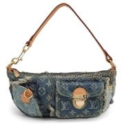 Pre-owned Canvas shoulder-bags Louis Vuitton Vintage , Blue , Dames