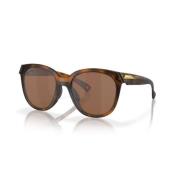 Stijlvolle zonnebrillencollectie voor zonnige dagen Oakley , Brown , U...