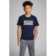 JACK & JONES JUNIOR T-shirt JJECORP met logo donkerblauw Jongens Biolo...