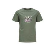 JACK & JONES JUNIOR T-shirt JORTAMPA FASTRUNNER1 met logo kakigroen Jo...