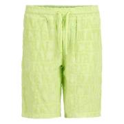 Shoeby regular fit sweatshort met all over print limegroen Jongens Kat...