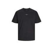 JACK & JONES JUNIOR T-shirt JCOSOLARRIZE met backprint zwart Jongens K...