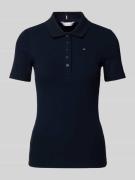 Slim fit poloshirt in riblook