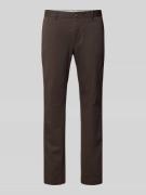 Slim fit chino met ceintuurlussen, model 'Hank'