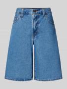 Korte baggy fit jeans met knoopsluiting