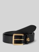 Riem met doornsluiting en labeldetail