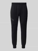 Regular fit sweatpants met ritszak, model 'UNSTOPPABLE'