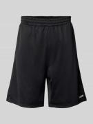 Regular fit sweatshorts met labeldetail