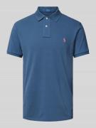 Custom slim fit poloshirt met logostitching