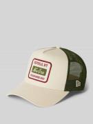 Trucker-pet met motiefstitching, model 'SCRIPT'