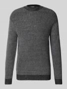 Gebreide pullover met ronde hals