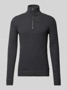 Gebreide pullover met opstaande kraag, model 'BLUCHRISTER'