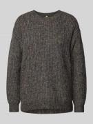 Gebreide pullover met extra brede schouders, model 'Ibea'