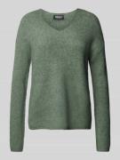 Regular fit gebreide pullover met V-hals, model 'CAMILLA'