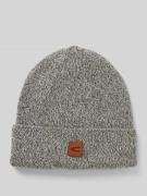 Beanie met logobadge