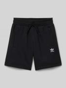 Regular fit sweatshorts met labelstitching