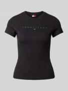 T-shirt met geribde ronde hals