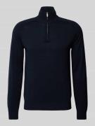 Gebreide pullover met opstaande kraag, model 'KNUD'