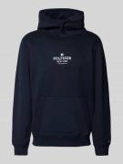 Hoodie met labelprint en kangoeroezak