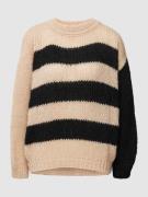 Gebreide pullover met streepmotief