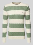 Gebreide pullover met labelstitching