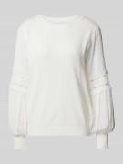 Gebreide pullover met broderie anglaise