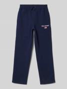 Regular fit sweatpants met labelstitching
