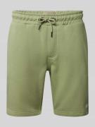 Korte regular fit sweatshorts met labelpatch