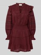 Mini-jurk met V-hals, model 'Aran'