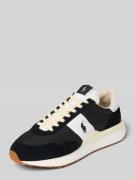 Sneakers met vetersluiting
