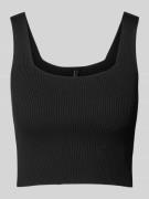 Slim fit tanktop in riblook, model 'TATIANNA'