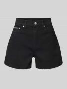 Korte mom fit jeans met gerafelde zoom