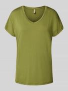 T-shirt met V-hals, model 'Marica'