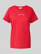 T-shirt met labelprint