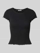 T-shirt met geschulpte zoom