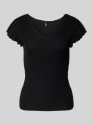 Slim fit T-shirt in riblook, model 'BELIA'
