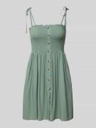 Getailleerde vrijetijdsjurk met gesmokte borst, model 'NOVA'