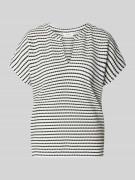 Relaxed fit T-shirt met V-hals