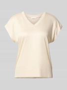 T-shirt van viscose met V-hals, model 'Savilchen'