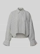 Relaxed fit overhemdblouse met blinde knoopsluiting, model 'OSHIA'