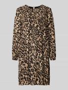 Knielange jurk met ronde hals en smokdetails