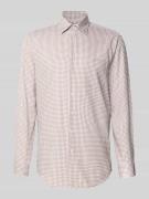 Regular fit zakelijk overhemd met kentkraag en borstzak