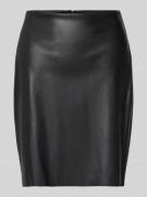 Minirok in leerlook, model 'DAGMAR'