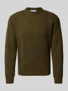 Gebreide pullover met kabelpatroon en ronde hals