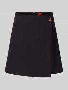 Uitlopende minirok met viscose, model 'RALUNI'