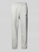 Regular fit sweatpants met labelstitching