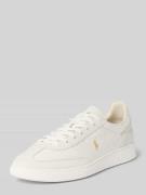 Sneakers met vetersluiting