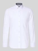 Slim fit zakelijk overhemd met kentkraag